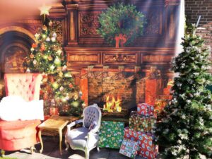 Aufbau mit Weihnachtsmannsessel